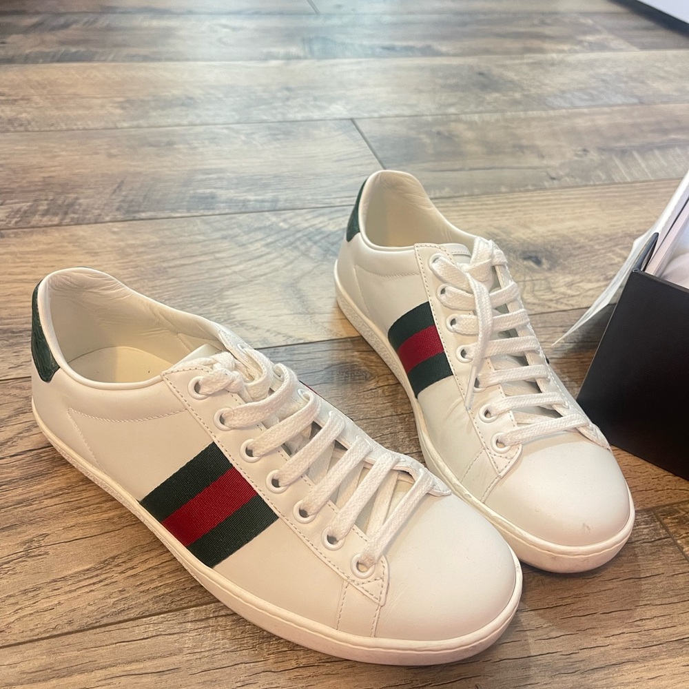 Gucci sneakers